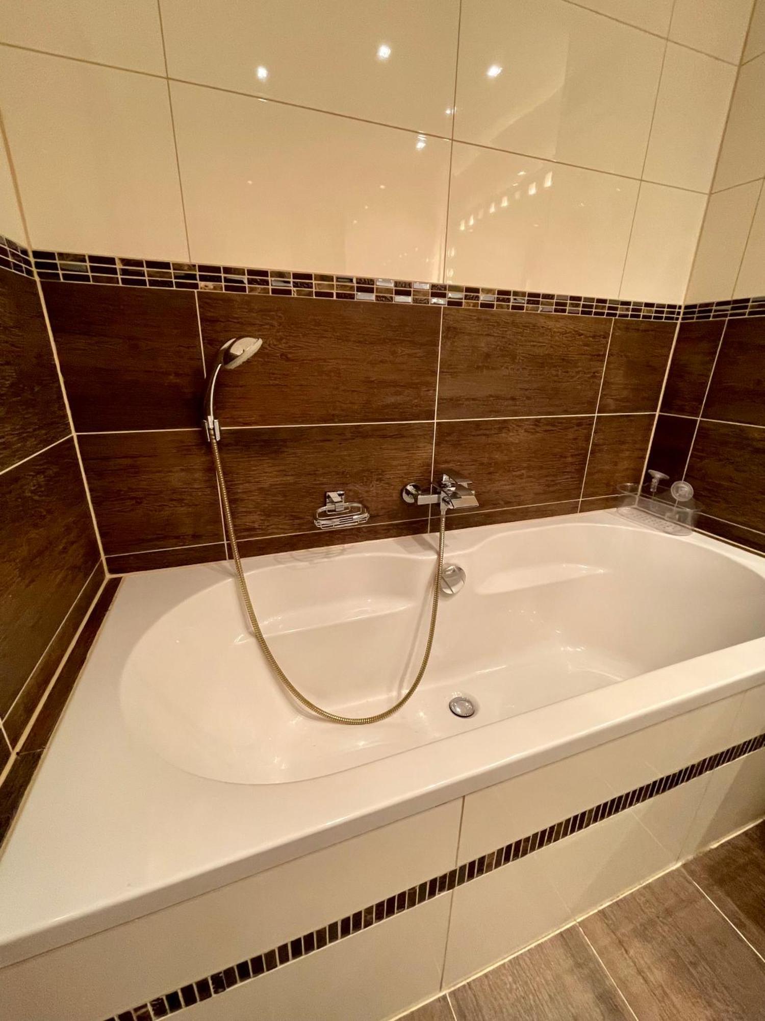 Wunderschoenes 2 Zimmer Apartment Zentrum Goldstadt Πφορτζχάιμ Εξωτερικό φωτογραφία